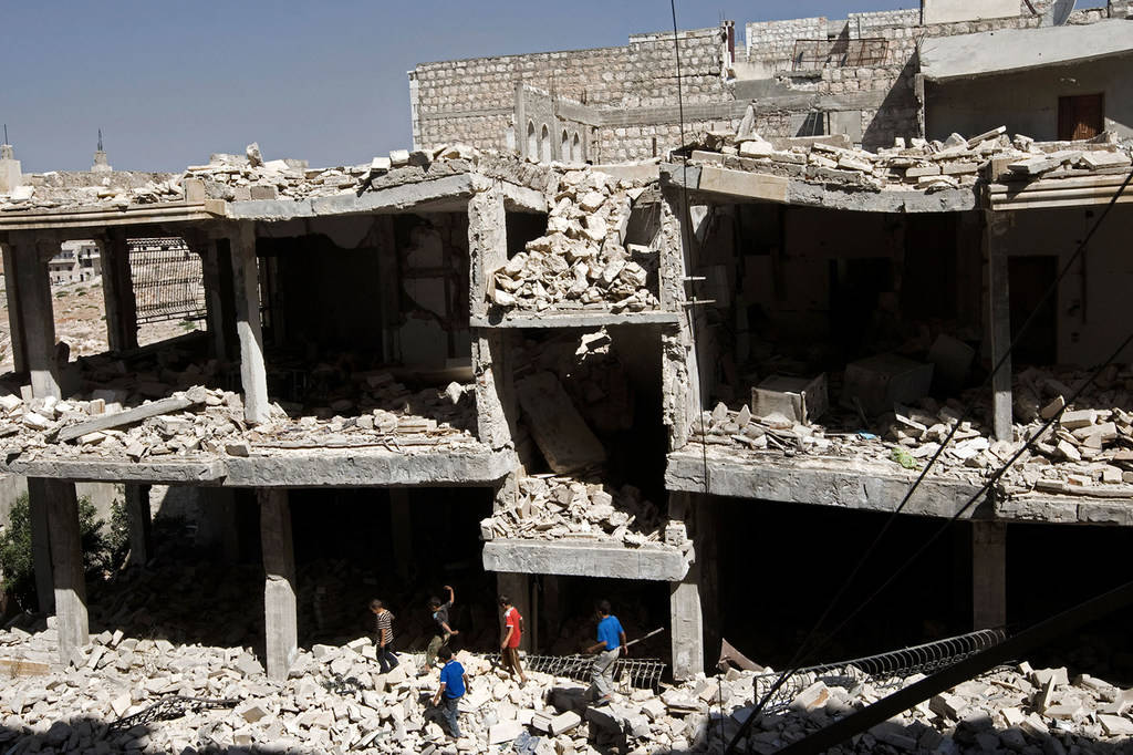 联合国儿童基金会/giovanni diffidenti在叙利亚伊德利卜,男孩们在