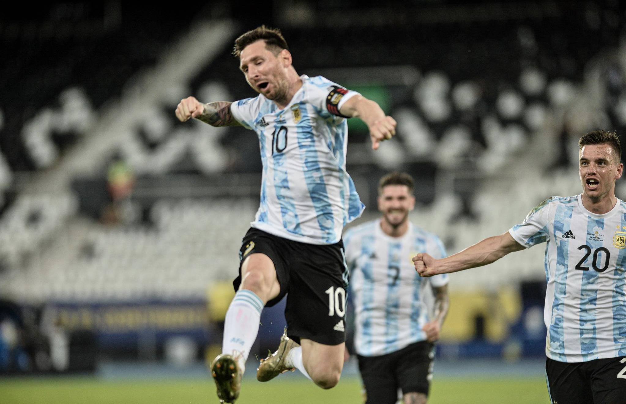 CCTV5直播欧洲杯英格兰男足PK捷克+美洲杯梅西率领阿根廷VS乌拉圭5+转冰球