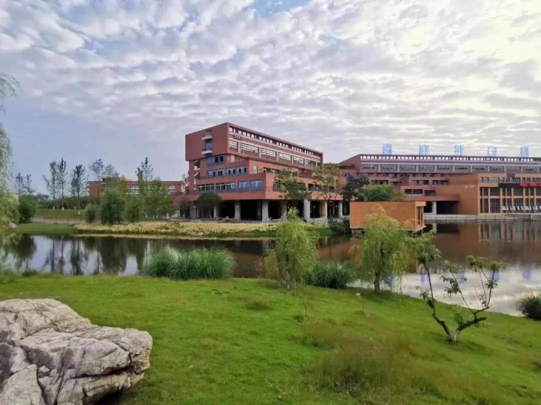 嘉祥教育为生活美好社会吉祥而努力