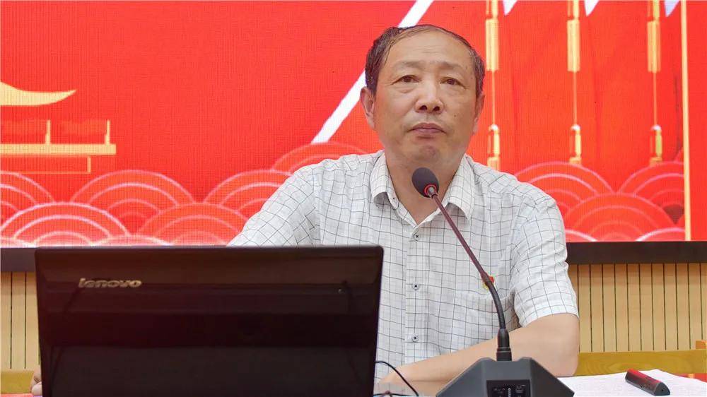 爱党知史汲智前行文通中学开展党史学习教育进校园专题讲座