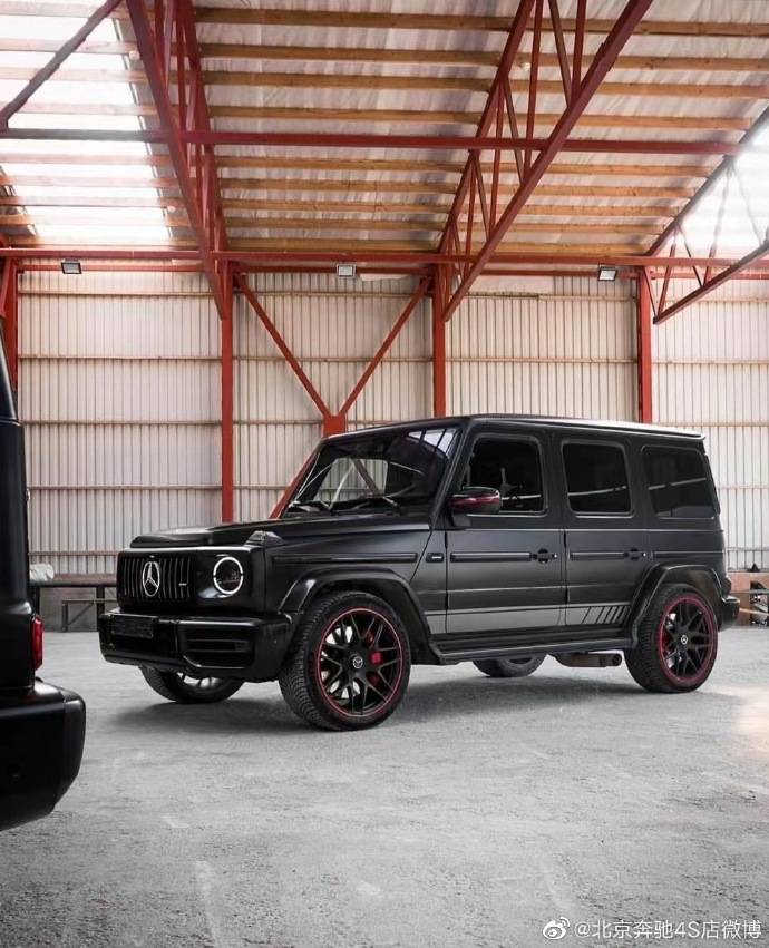 越热越要高调出场奔驰g63暗影之翼北京奔驰4s店