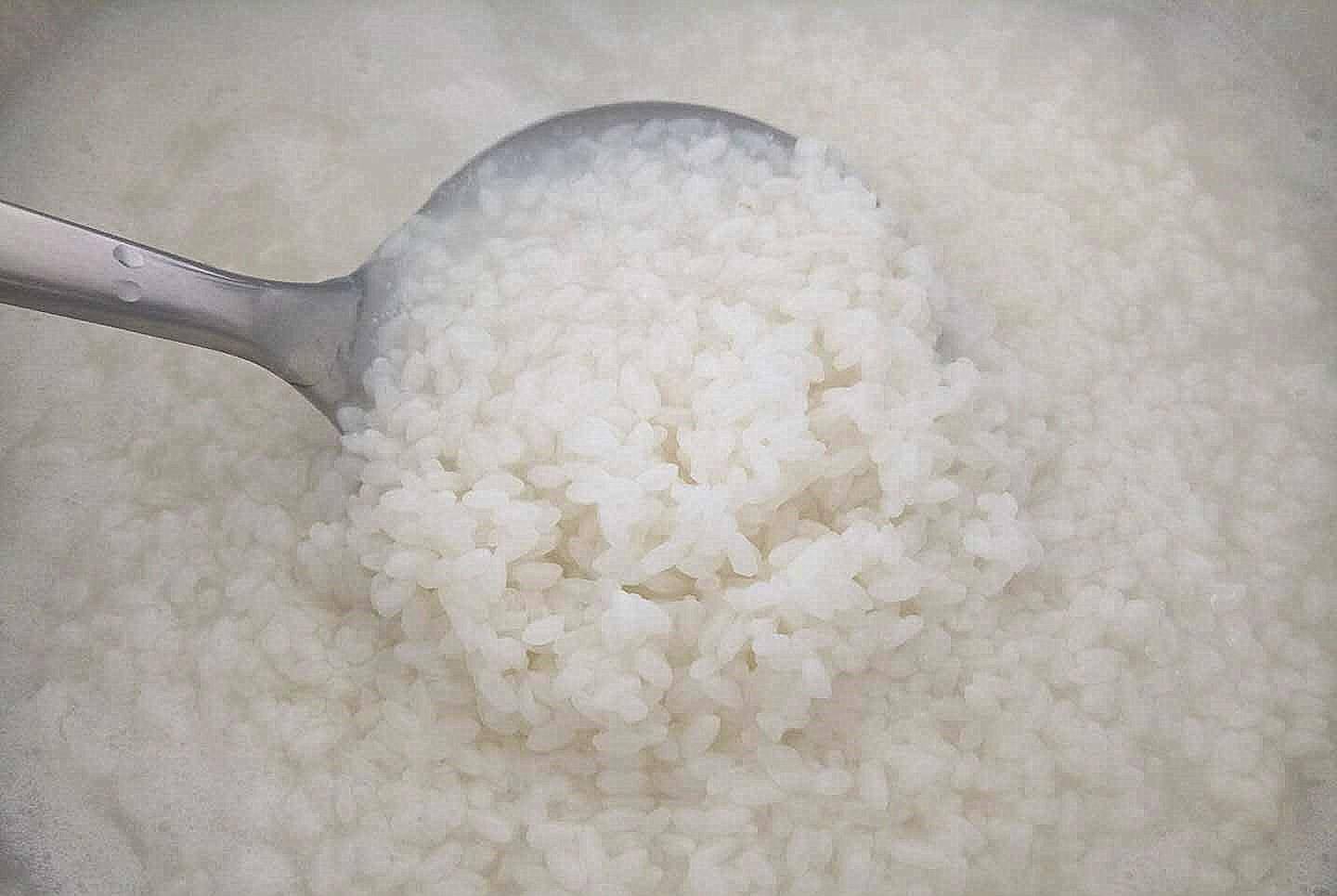 水少|不用“电饭煲”做米饭！婆婆这么做，米饭更香，还有“米汤”喝！