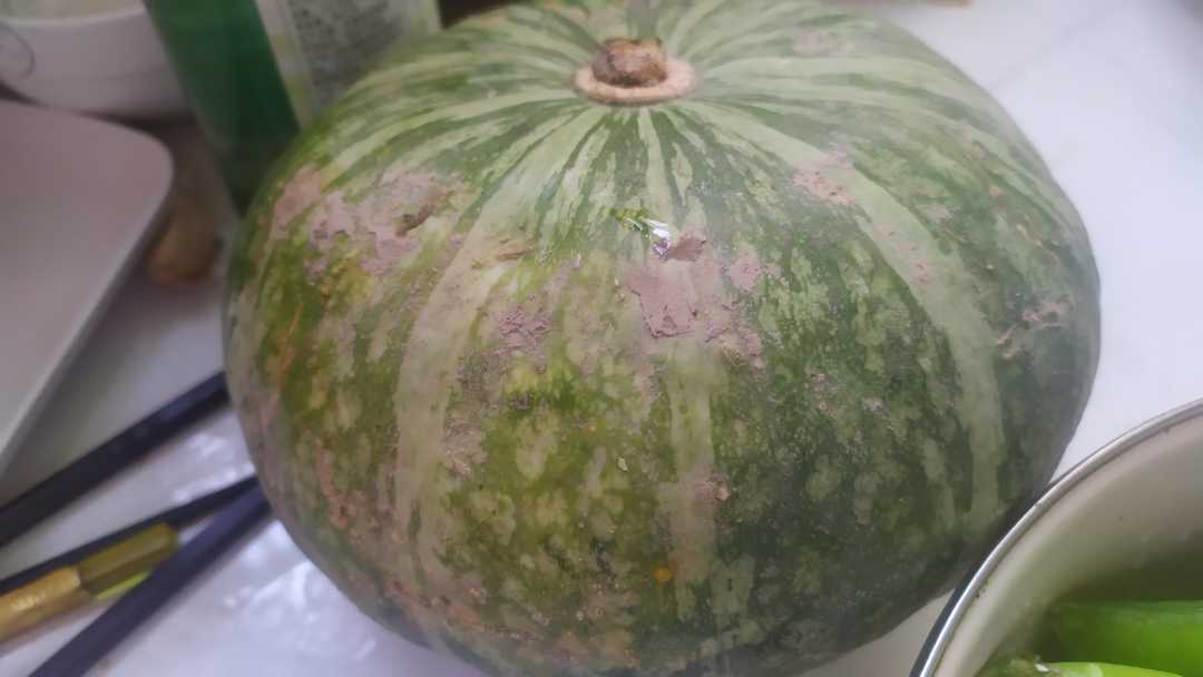 烤地瓜|板栗南瓜香甜软糯，非常美味。