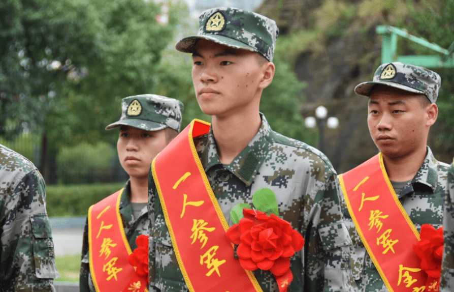 2021下半年征兵已开始女生条件有所放宽大学生报考更占优势