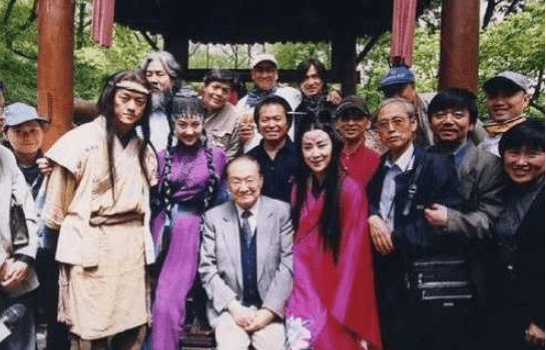 央视版《笑傲江湖》主演近况:有人活成京圈公主,有人已离世