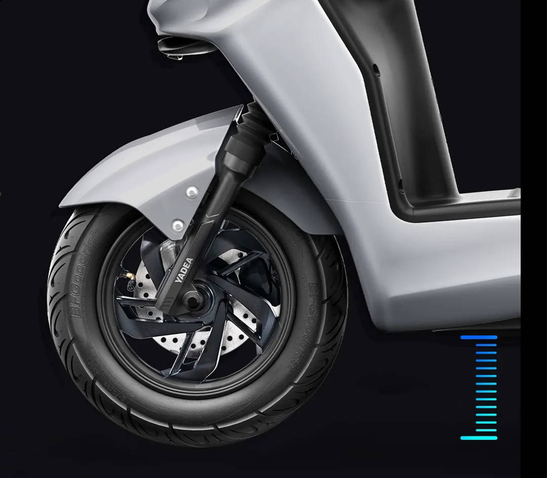 雅迪t3电动车评测最大配备72v32ah电池续航120公里以上