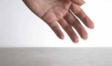 怎样才能不紧张出汗 733aeef444464ecfaad95d7a7580b8a7.jpeg