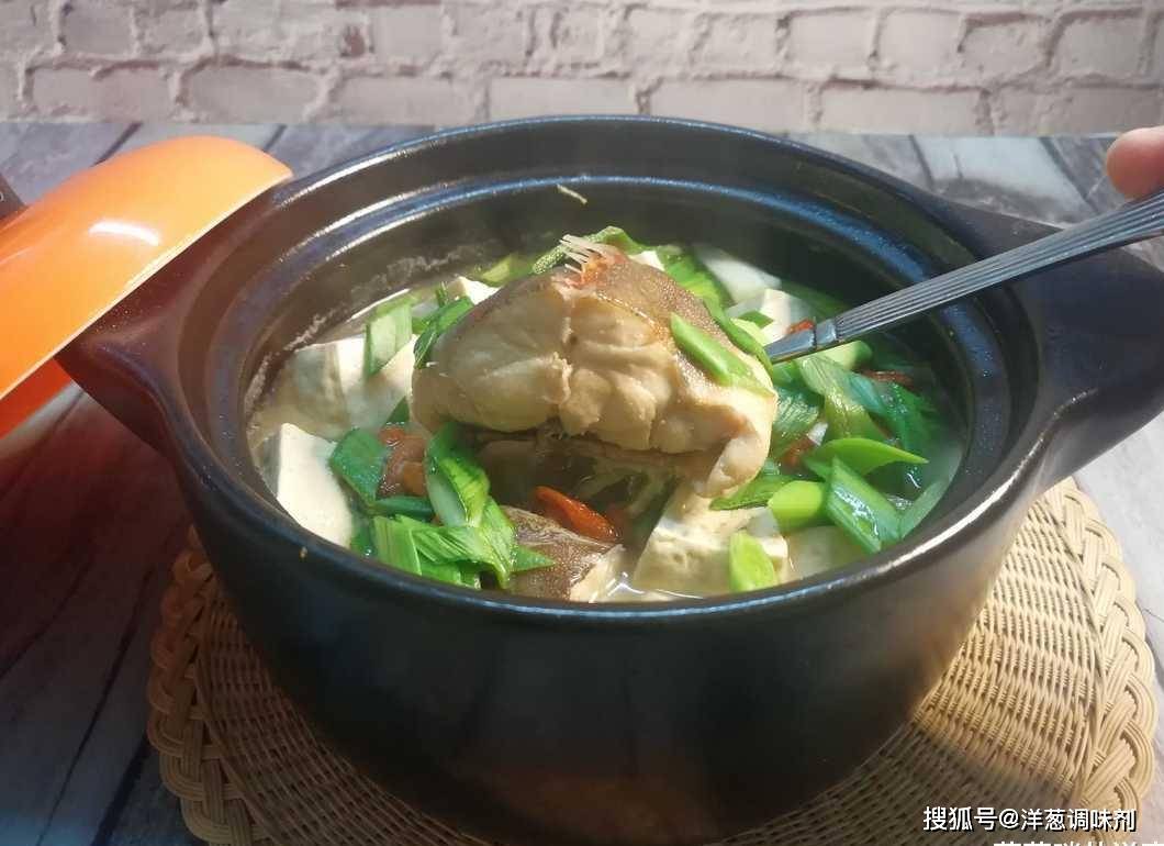 原創美麗的飛魚肉質香滑q韌燉豆腐湯湯鮮味美營養豐富