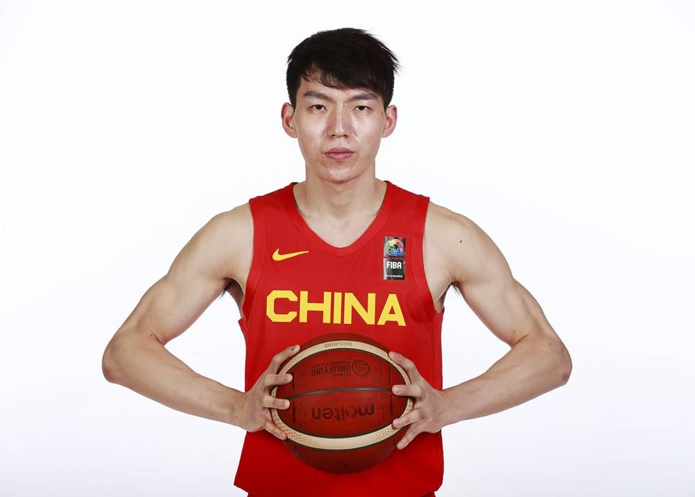 篮球运动员吴前家世图片