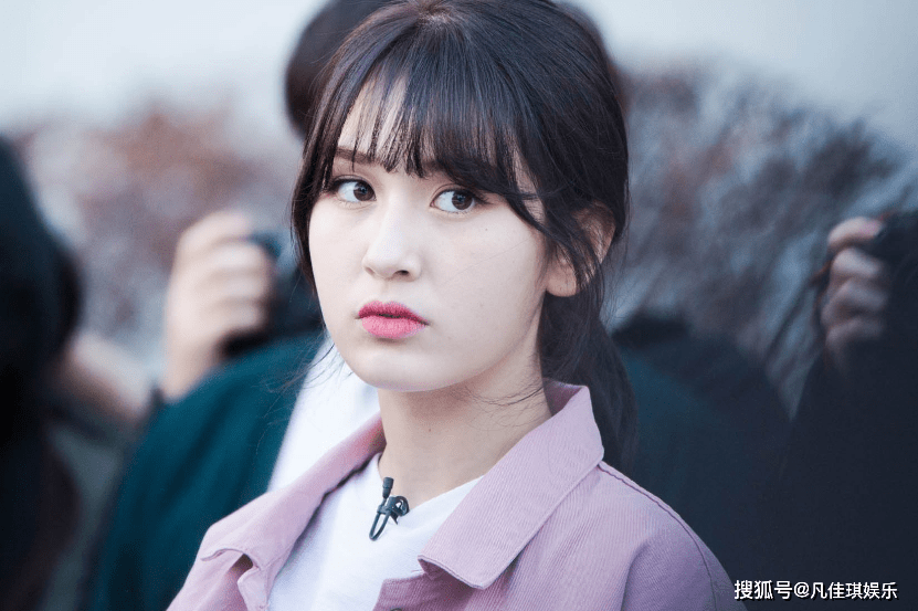 而第二个原因便是这里有她人生中的伯乐,著名音乐制作人teddy,据somi