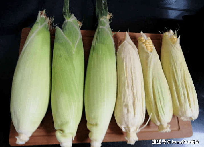 玉米要煮多少时间才会熟呢 f0b1ea3d6c7d47f3b8f162e8b1e50f54.png