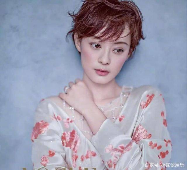 长发|孙俪身穿绿色小碎花裙，气质十分温柔