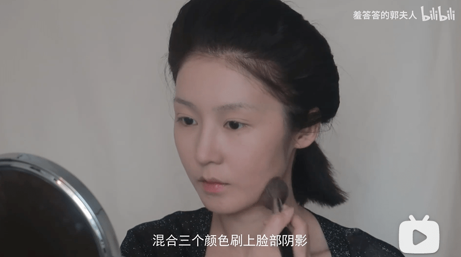 郭夫人|古风妆造博主，只凭一张图就让豆瓣网友惊呼“美的惊心动魄”