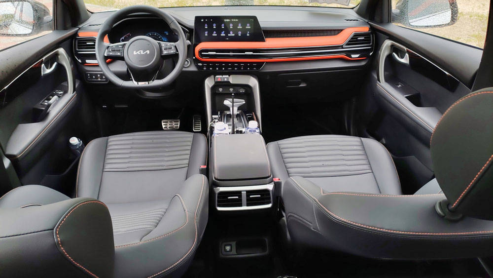 试驾起亚智跑ace15t爆出200马力两个字好开