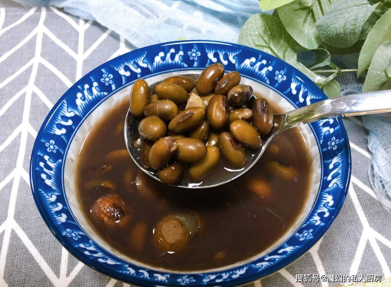 冬天,适量吃黑豆有好处,送你4种黑豆的好吃做法,教你正确吃法