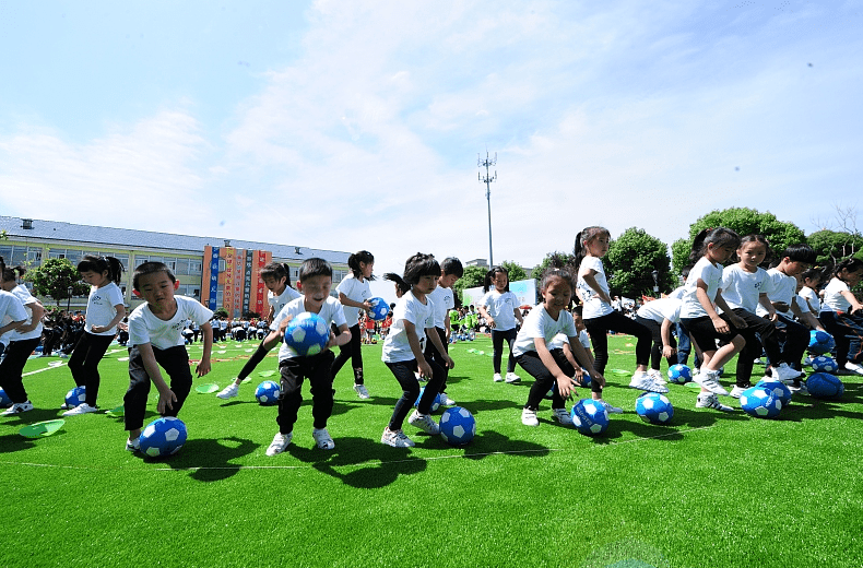 隐患|幼儿园超前教育隐患多，二年级或将成为危害期，家长还被蒙在鼓里