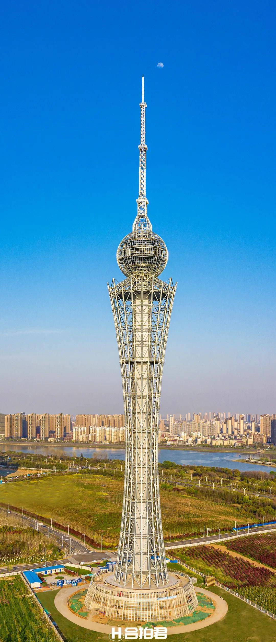【六安广播电视发射塔】2021年最新的安徽超高地标目前主体建筑已经