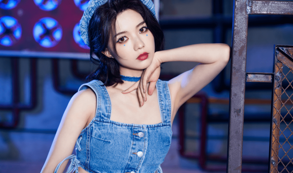 党妹翻车后掉粉十万昔日点赞记录曝光态度问题成关键