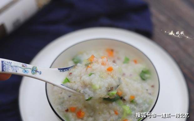 电饭煲|天热不想吃饭，就爱这碗粥，咸鲜可口不油腻，多吃也不上火