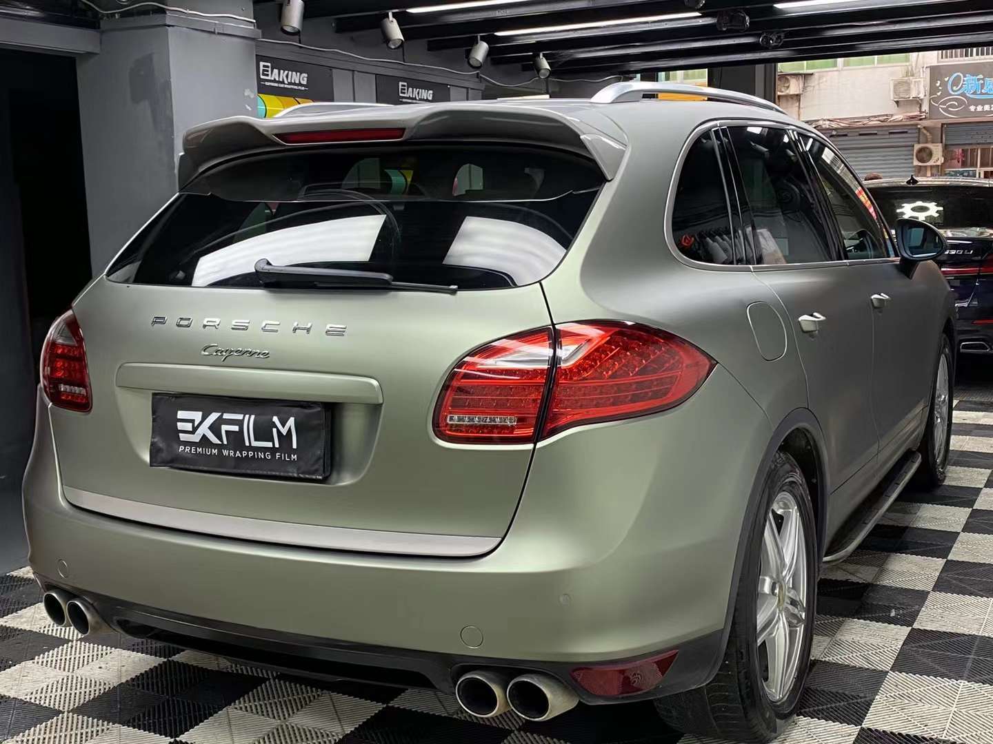 保时捷卡宴ekfilm-ek改色膜超亚金属灰绿