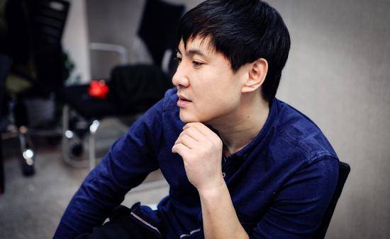 什么叫发福图片 03a94403f63e4ffc8d92e13681e0163a.jpeg