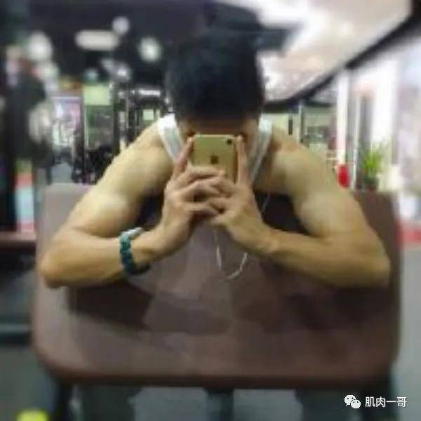 身材|25岁肌肉交警爆红网络，这是什么神仙肉体啊