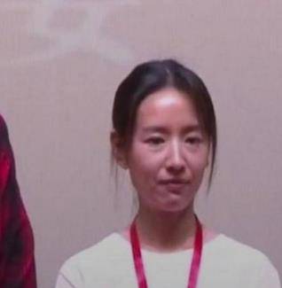 王大治揽美女发福圆润,董洁近照身材瘦削,对比憔悴不敢认