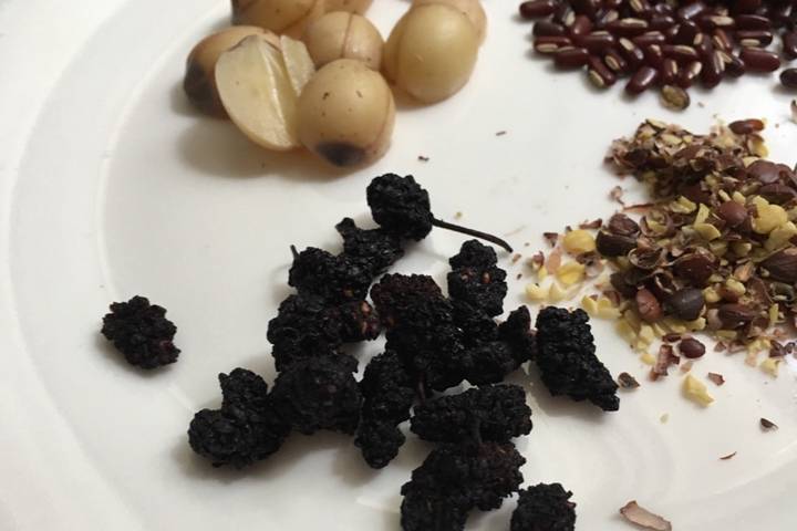 烧什么汤给孩子喝 8c45f1dbce60418d94112e538846d74b.jpeg