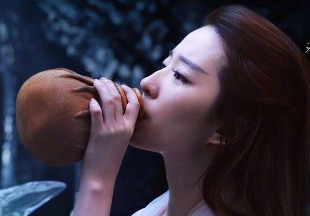 哭戏谁最有代入感?刘亦菲仙女哭,杨紫痛彻心扉哭,周冬雨我笑了