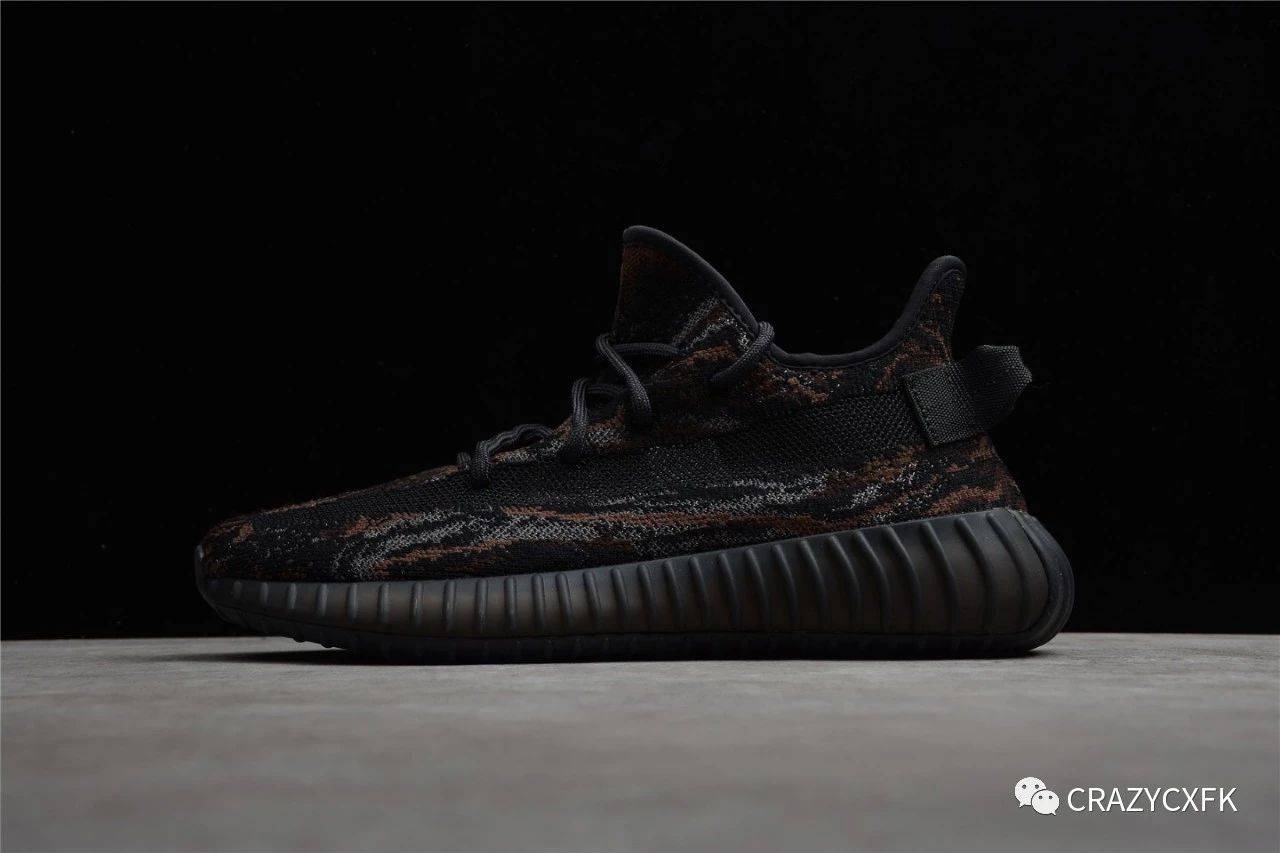 阿迪达斯 adidas yeezy boost 350 v2 mx rock oat 燕麦色黑满天星