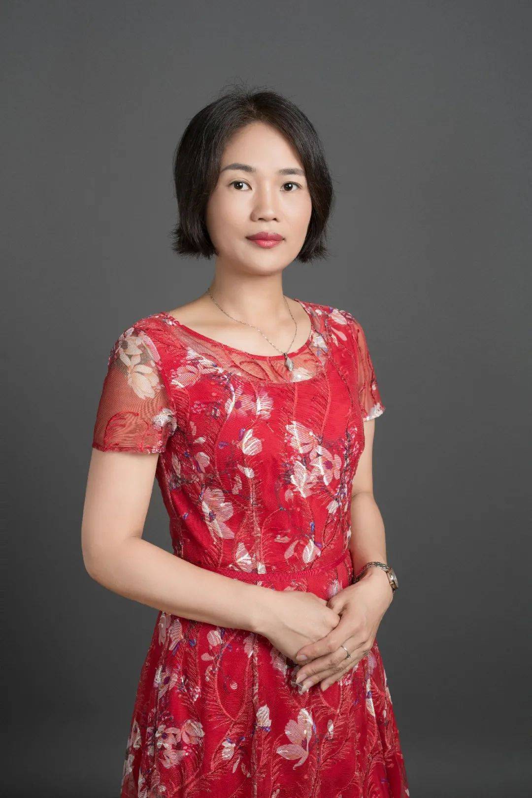 巾帼群芳荟75镇级各单位先进女性矢志践行初心使命