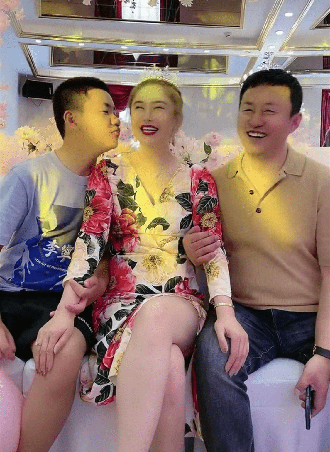 王小宝老婆吴琼的照片图片