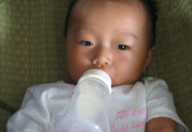 因为|5岁孩子肠胃衰竭,看到孩子的早餐,医生:怪不得!没一样有营养