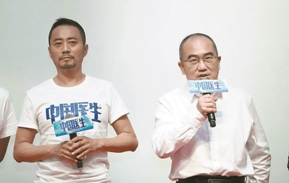 疫情|今年暑期第一炸，非它莫属