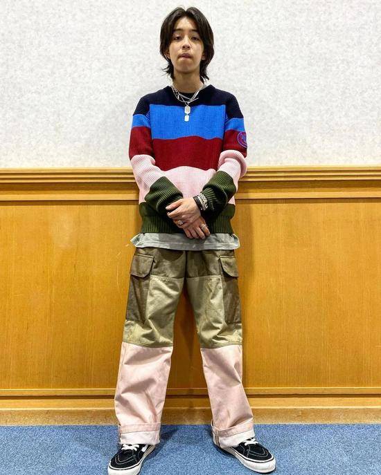 涉谷|Stormi比她爸会穿？ 跟着这群“10后”学穿搭