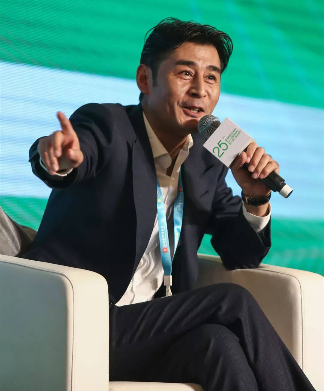 张挺|赵丽颖转型演“女奸商”，将与《冰雨火》导演合作新剧，但编剧水平令人担忧