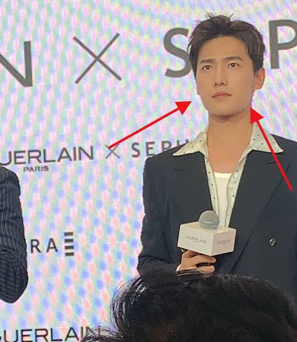 杨洋线下活动被抓拍,无任何滤镜和美颜,这颜值开始"腾化"了?