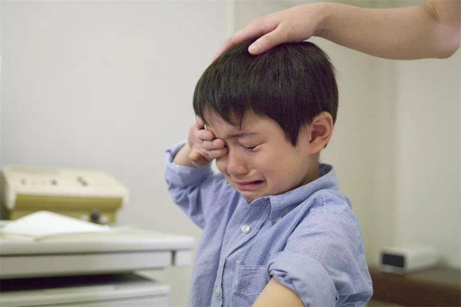 因为|想让孩子性格好，“隔辈带娃”须慎重，老人或容易带出“任性娃”