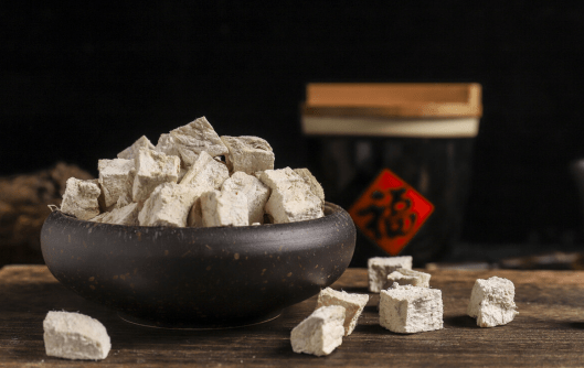 女士|高血脂“克星”大公开！避免做这几件事，血管干净寿命长