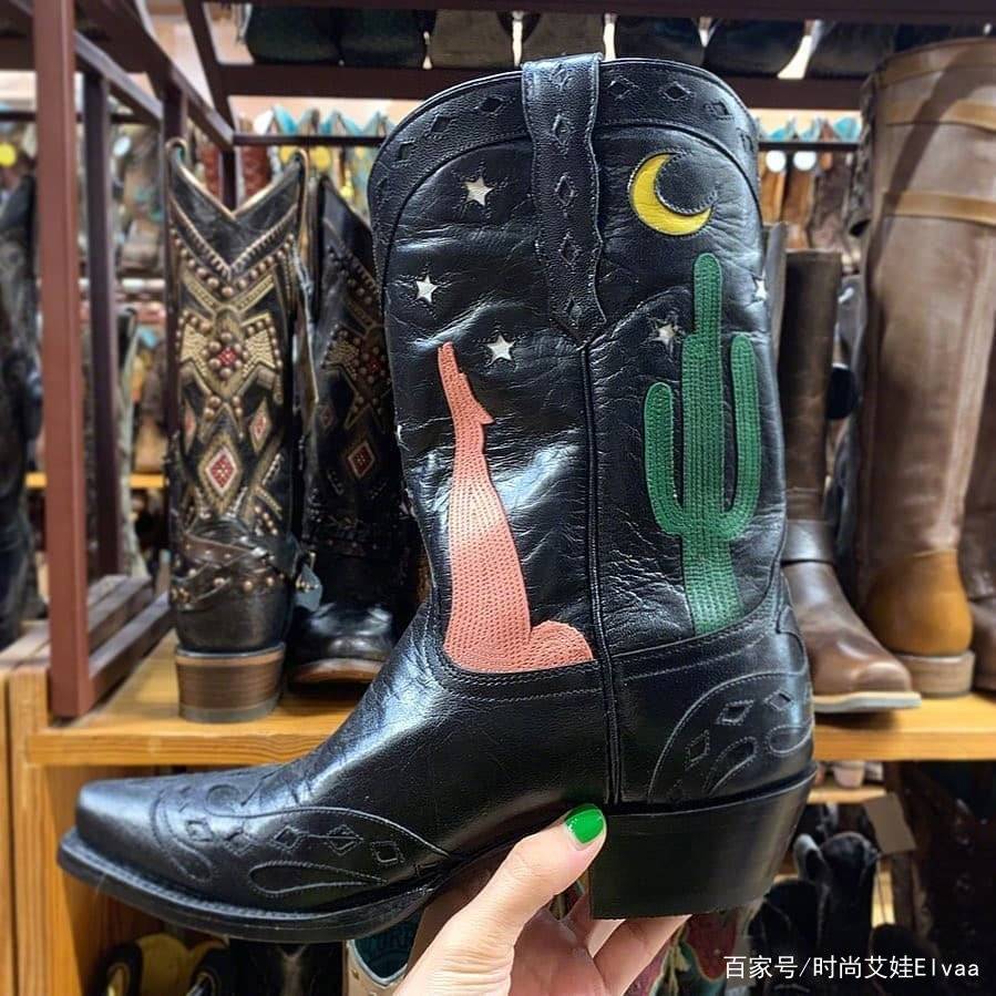 牛油果|郑秀晶瘦了就任性,穿牛油果色短裙秀小细腿,高冷脸竟然还会笑了