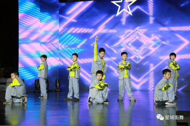 活动|星城街舞KIMI老师带领学员参加鸟巢年度盛典