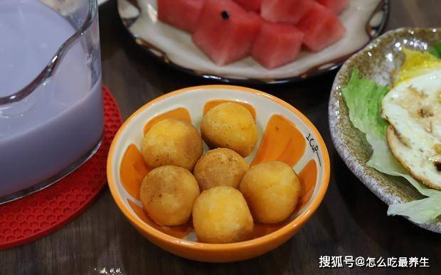 美食|放假了，孩子的早餐愁坏大人，我20分钟凑一桌，简单可口