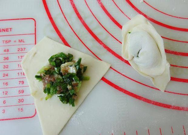 蔬菜|小长假早餐就做它，一碗营养就足了，热乎乎下肚，周身舒服！