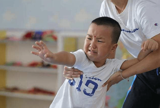 家长|公立幼儿园和私立幼儿园，到底如何选择？家长要了解3大差异