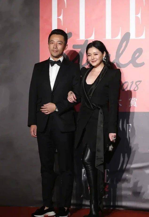 一身|大S越胖越敢穿，廓形西装像是150斤，女神形象全无