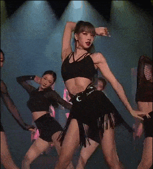 身材|甜辣风都火爆时尚圈啦!你还不快穿起来,可盐可甜少女都安排上了