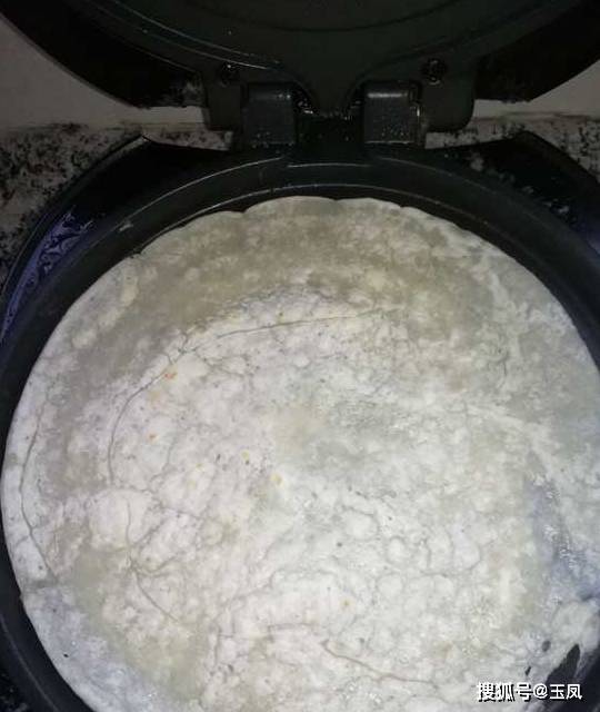 煎饼|闺女心中“最佳早餐”，比油条简单美味，3分钟做好，每天都想吃
