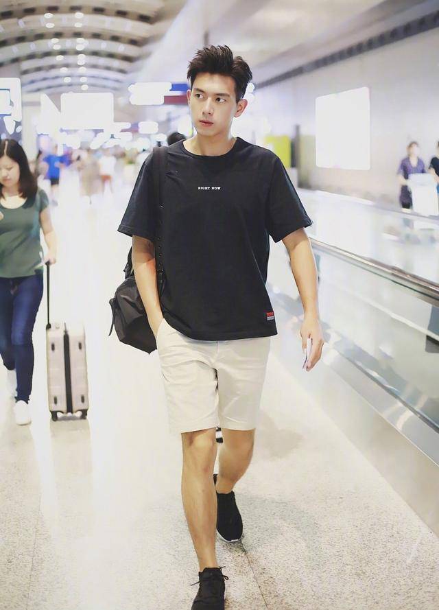 条纹|李现这几款帅气阳光穿搭，赶紧分享给男友