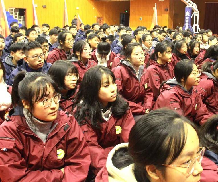 新安龙老师杭州市富阳区实验中学高三高考首考动员励志演讲会_行动