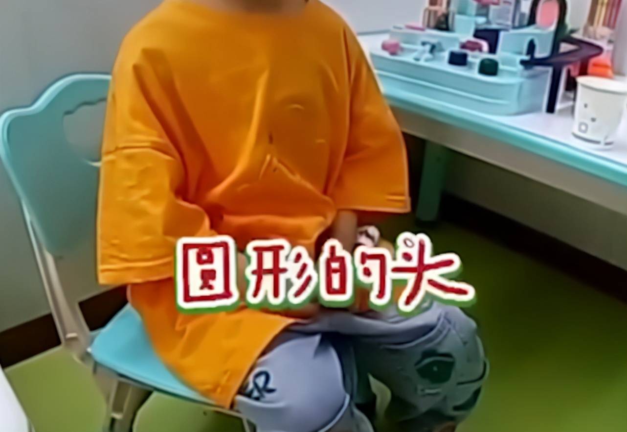 网友|天津一小朋友走错幼儿园，孩子的一番“神对话”让人哭笑不得